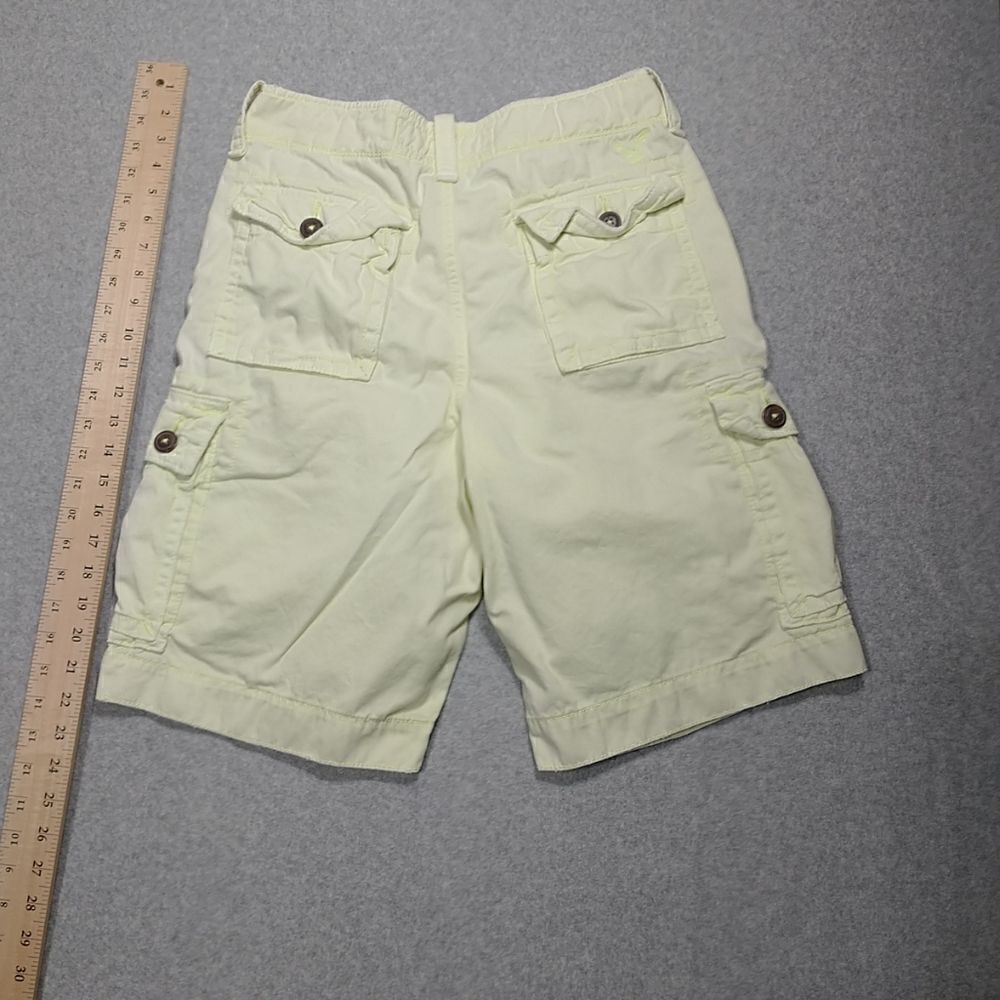 AMERICAN EAGLE Outfitters Mens Size 30 Neon Yellow 100% Cotton 10" Cargo Shorts - Picture 6 of 9